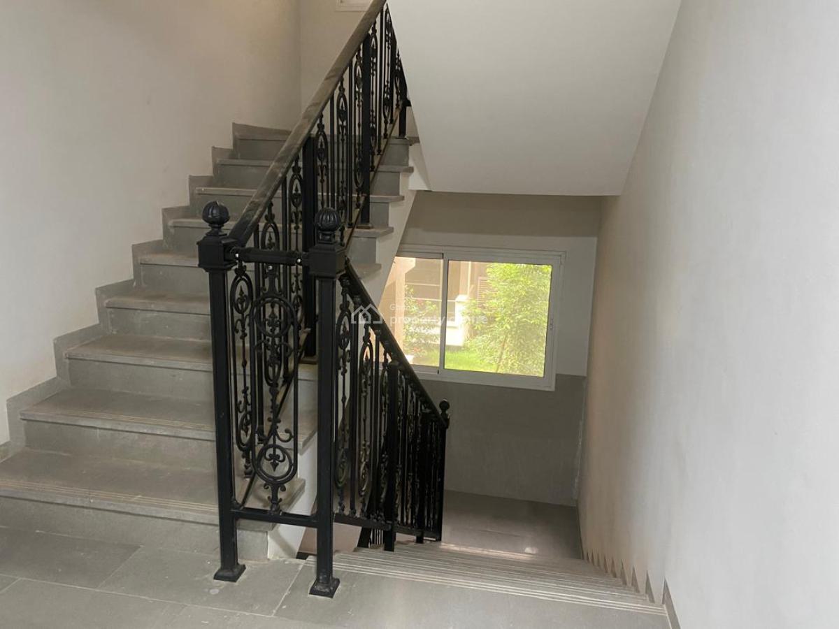 New & Semi Furnished 3master Brm Apartment Behind West Hills Mall Accr, Behind West Hills Mall, Ga South Municipal, Accra, Apartment for Rent