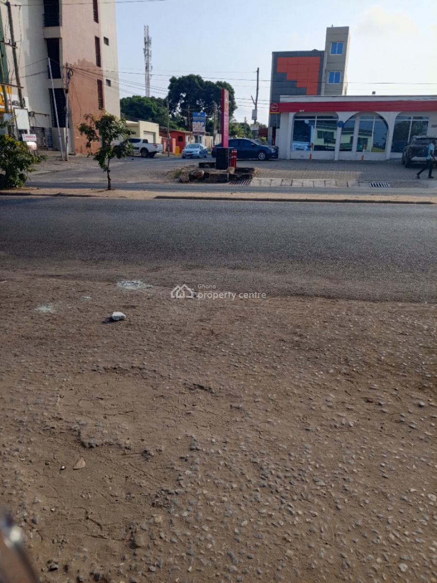 Roadside House at Dansoman Accra, Dansoman Last Stop, Dansoman, Accra, Detached Bungalow for Sale