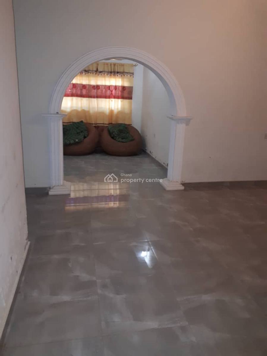 Executive 5 Bedroom, Adenta Municipal, Accra, House for Sale