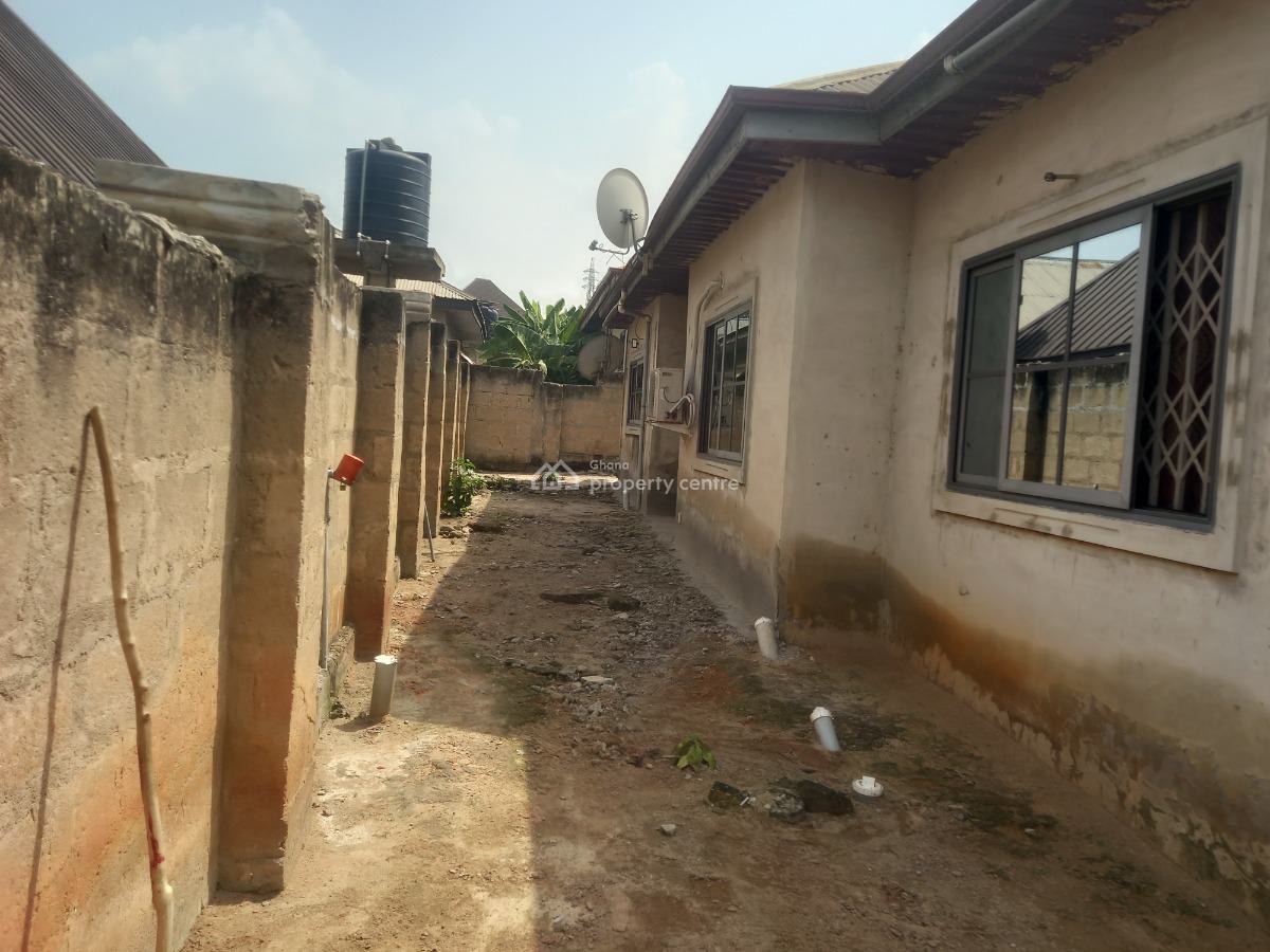 6 Bedrooms, Kenyasi Adwumam, Kumasi Metropolitan, Ashanti, House for Sale