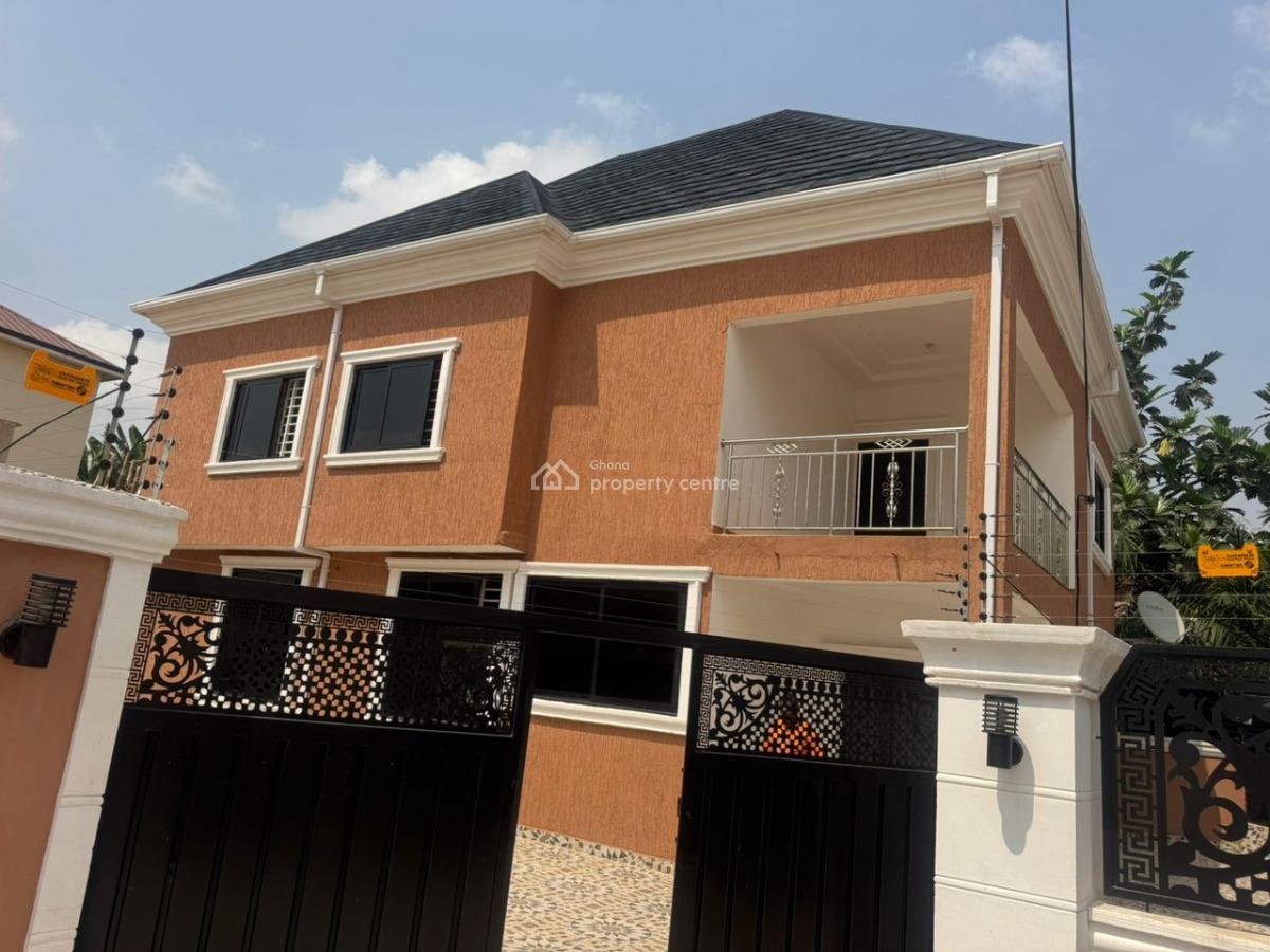 Executive 4 Bedroom with 5 Washrooms , Each Room Has Air Condition, Mile 7 T Junction, Achimota, Accra, House for Rent