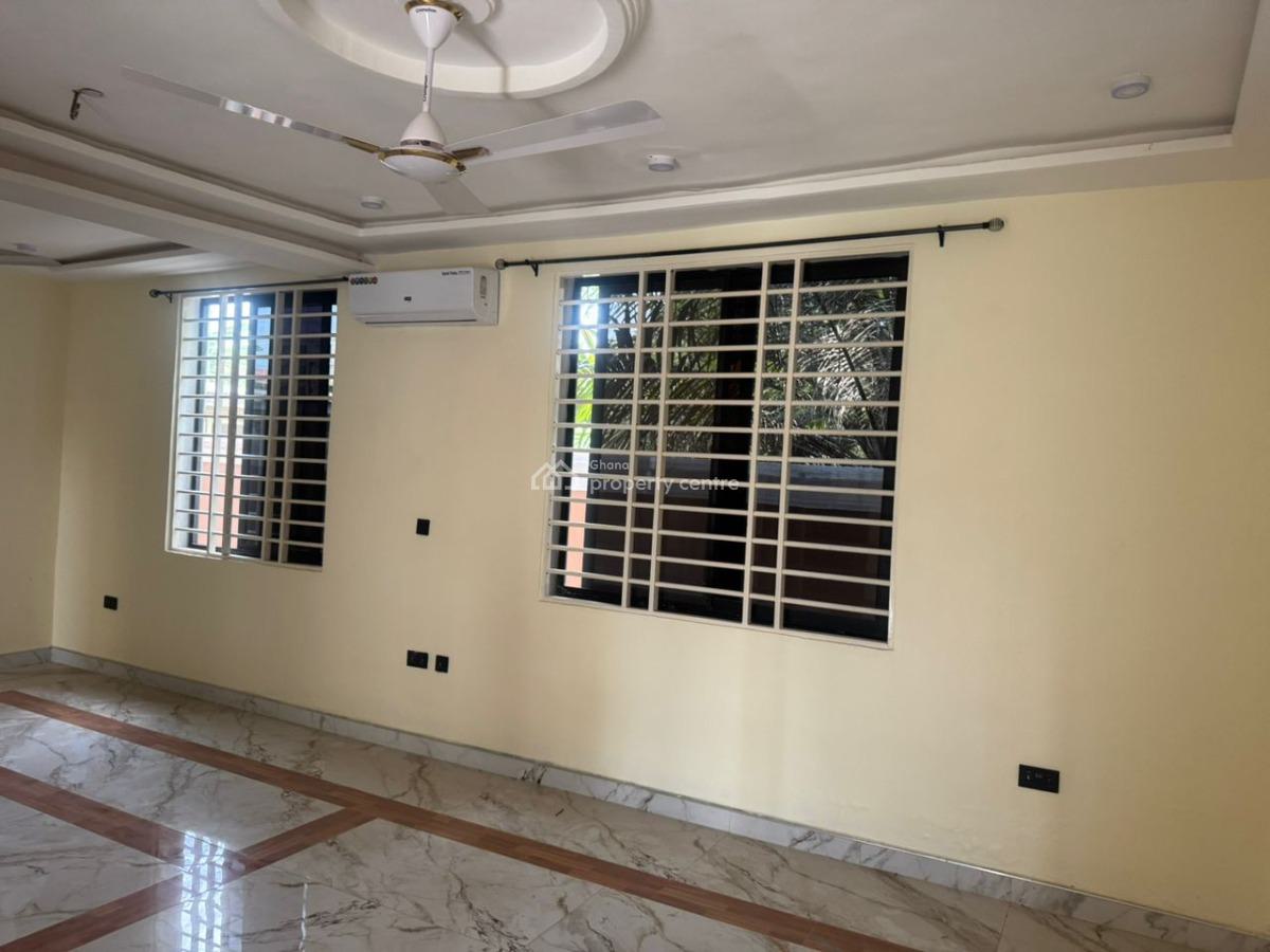 Executive 4 Bedroom with 5 Washrooms , Each Room Has Air Condition, Mile 7 T Junction, Achimota, Accra, House for Rent