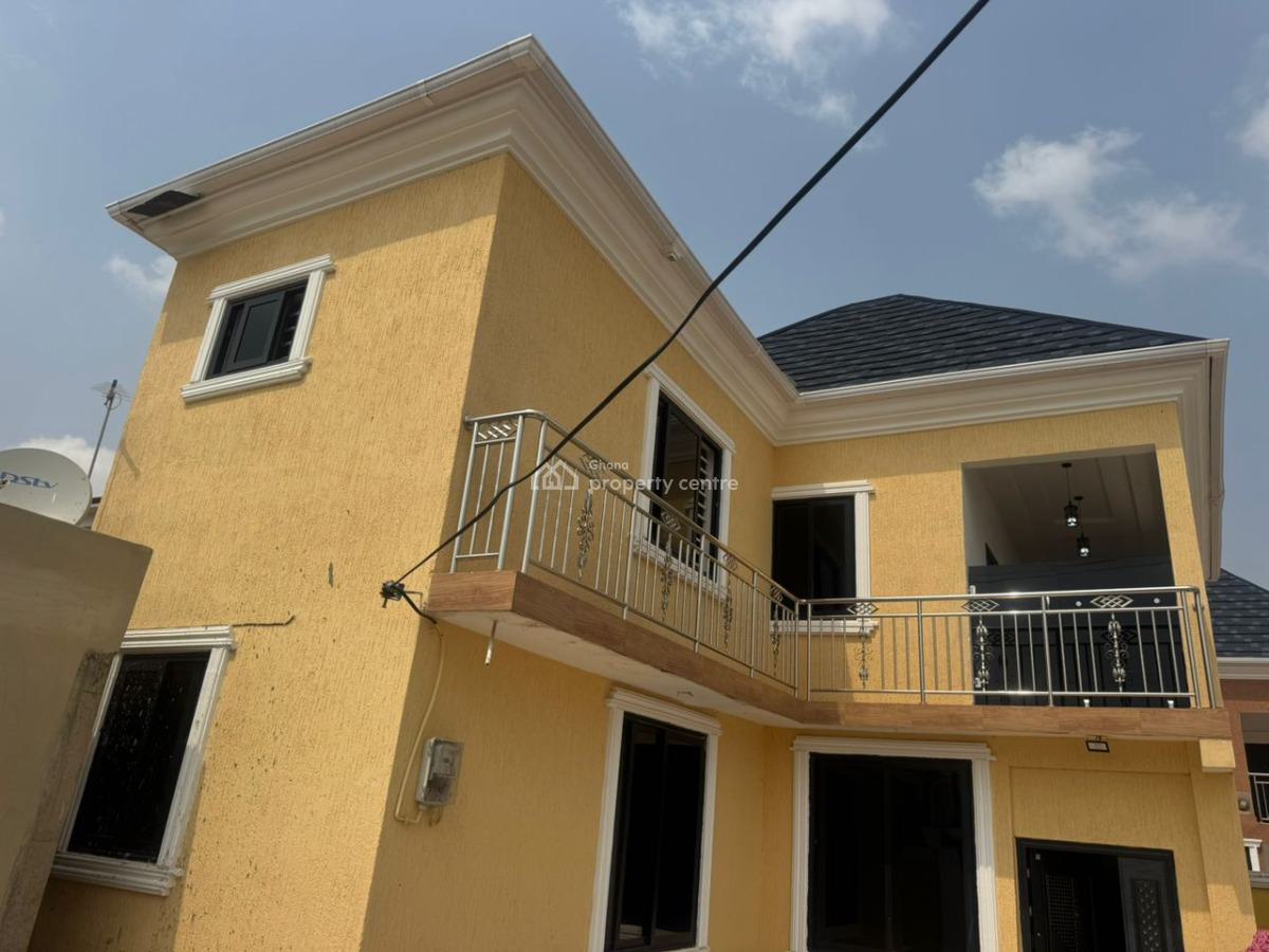 Executive 3 Bedroom with 4 Washroom Self Compound  House, Achimota, Accra, House for Rent