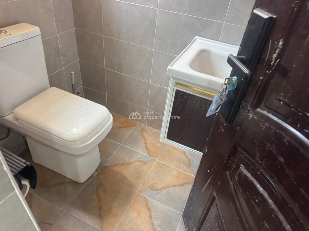 Executive 3 Bedroom with 4 Washroom Self Compound  House, Achimota, Accra, House for Rent