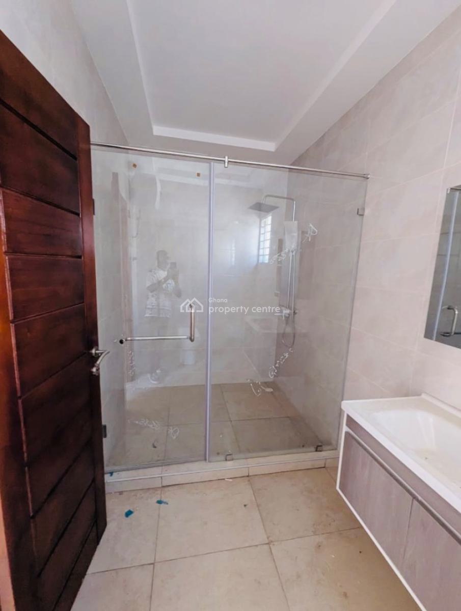 Achimota 3 Bedrooms House, Mile 7, Achimota, Accra, House for Sale