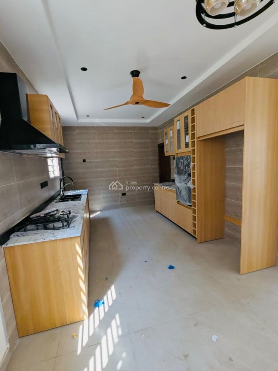 Achimota 3 Bedrooms House, Mile 7, Achimota, Accra, House for Sale