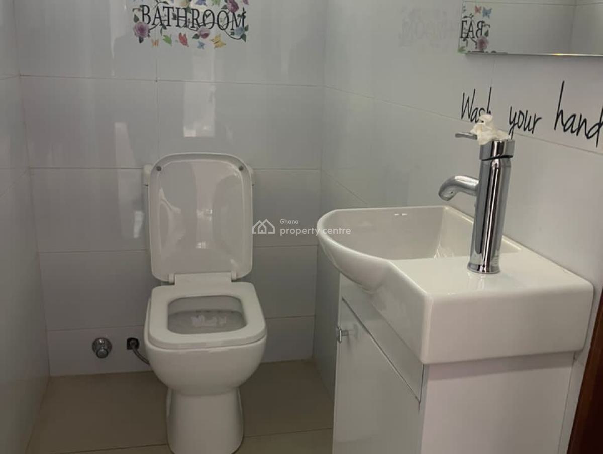 Executive Ensuite 3 Bedroom, East Airport, Airport Residential Area, Accra, House for Rent