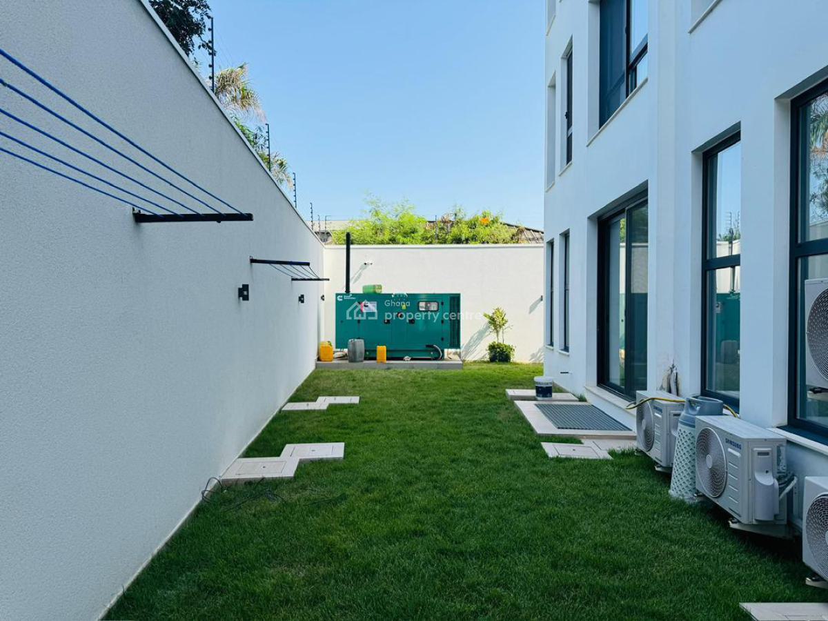 Executive Unfurnished 4 Bedroom, Cantonments, Accra, Townhouse for Rent