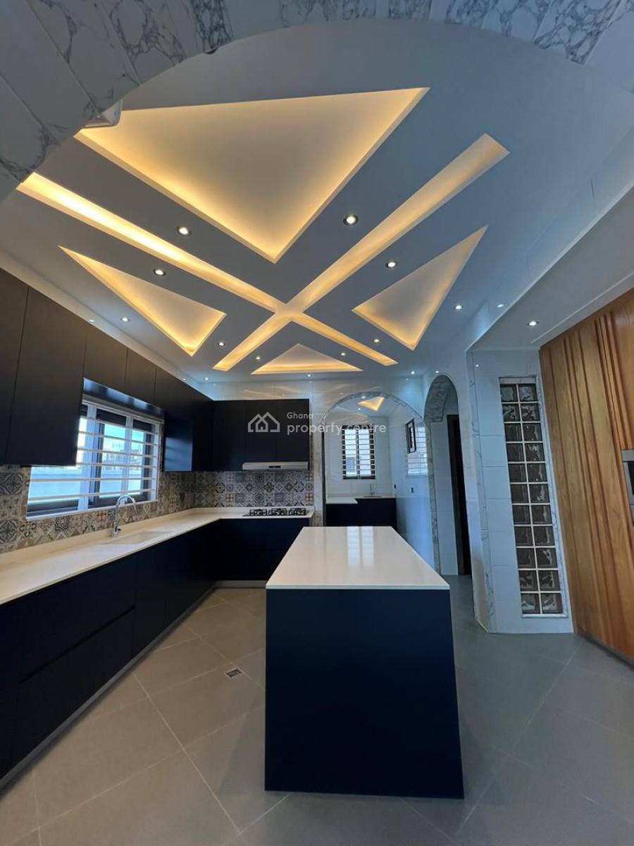 Nicely 4 Bedrooms House with Pool, Afuaman, Ablekuma South, Accra Metropolitan, Accra, House for Sale