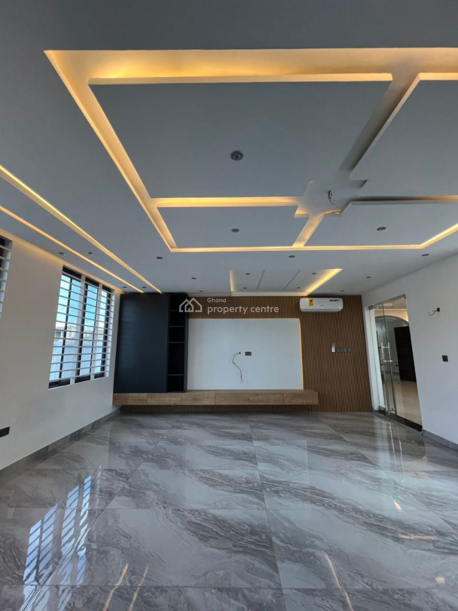 Nicely 4 Bedrooms House with Pool, Afuaman, Ablekuma South, Accra Metropolitan, Accra, House for Sale