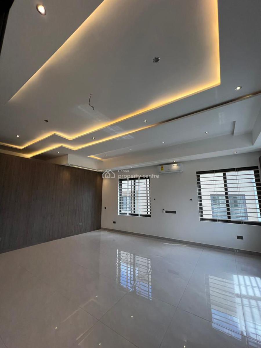 Nicely 4 Bedrooms House with Pool, Afuaman, Ablekuma South, Accra Metropolitan, Accra, House for Sale