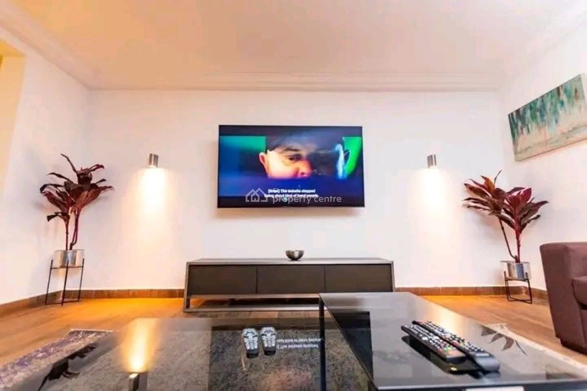 Executive 2 Bedroom, West Airport, Airport Residential Area, Accra, Townhouse for Sale