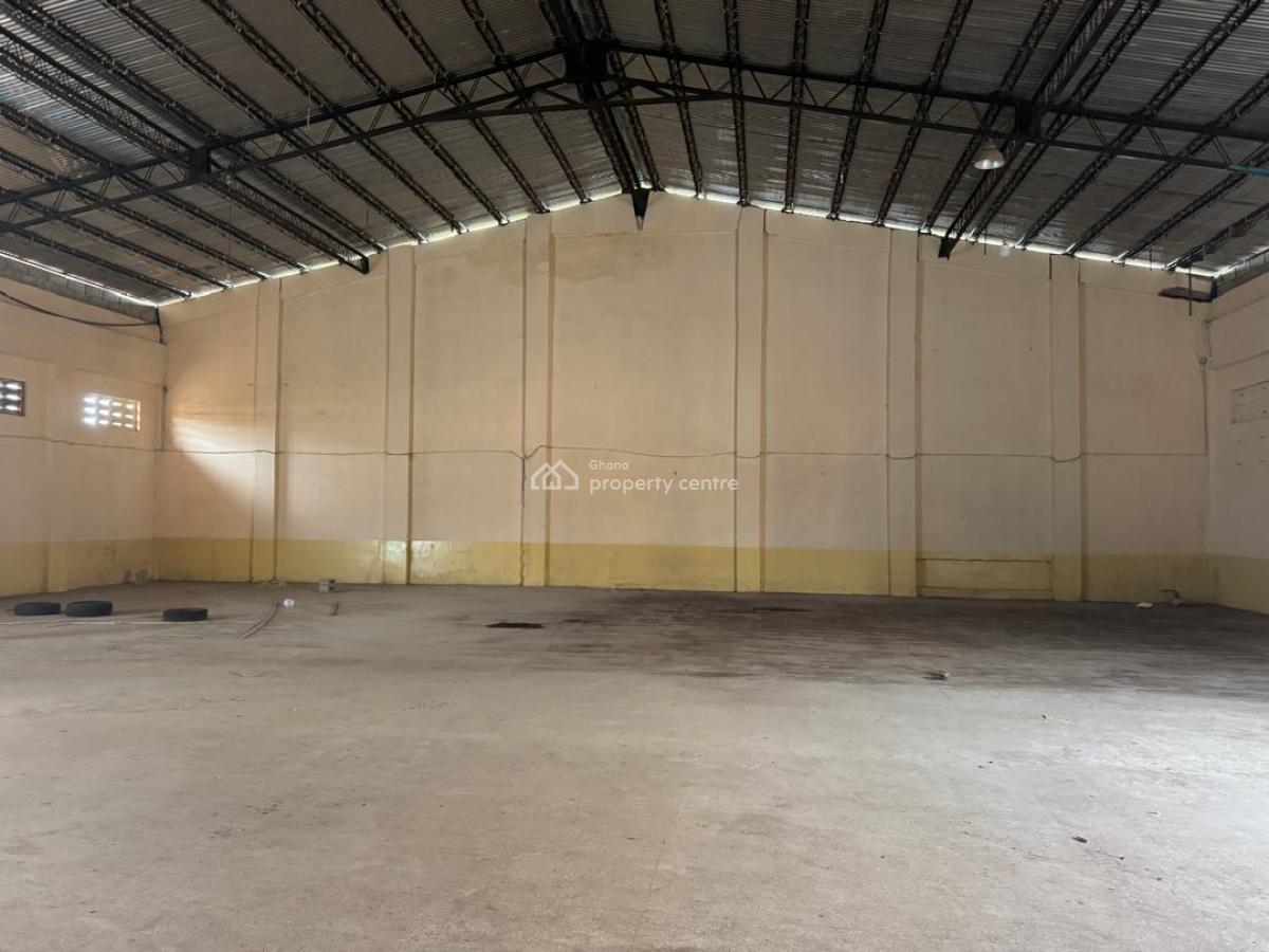 2000 Square Meters Warehouse Takoradi, Sekondi-takoradi, Western Region, Warehouse for Sale