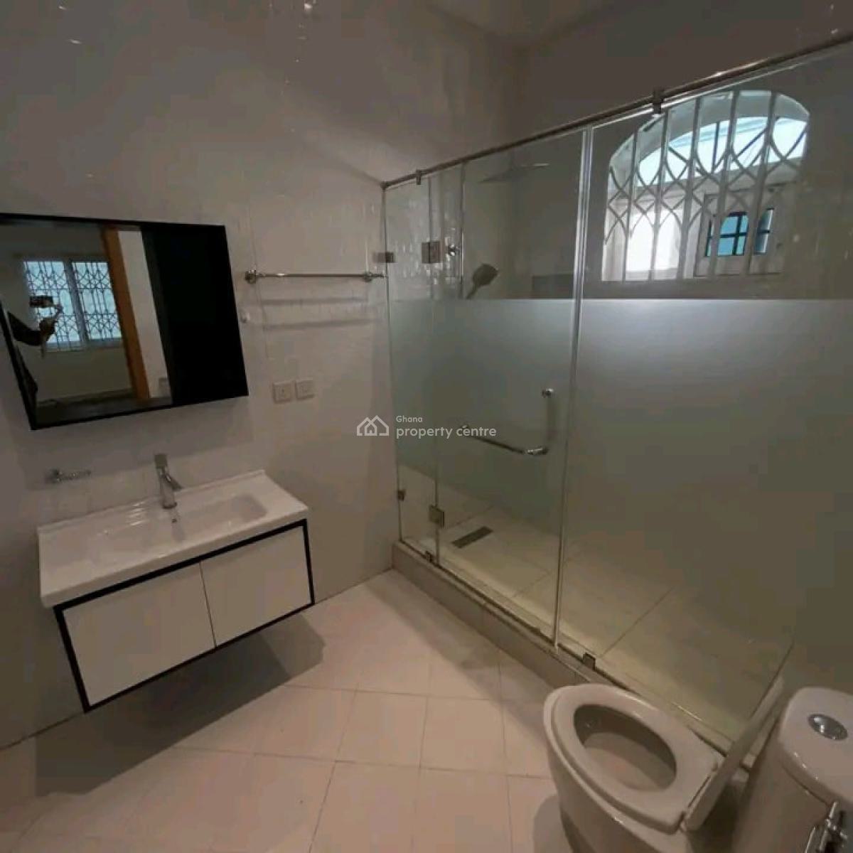 Executive 5 Bedroom, East Legon, Accra, Townhouse for Rent