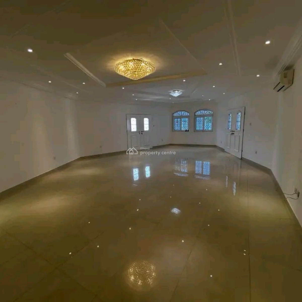 Executive 5 Bedroom, East Legon, Accra, Townhouse for Rent
