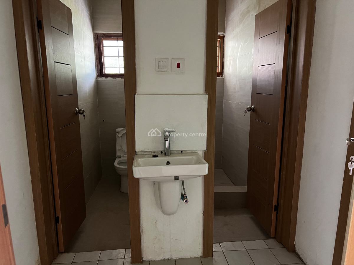 Luxury 3 Bedroom House, Opposite Trasacco Phase 1 Estate, Adjiringanor, East Legon, Accra, Semi-detached Bungalow for Rent