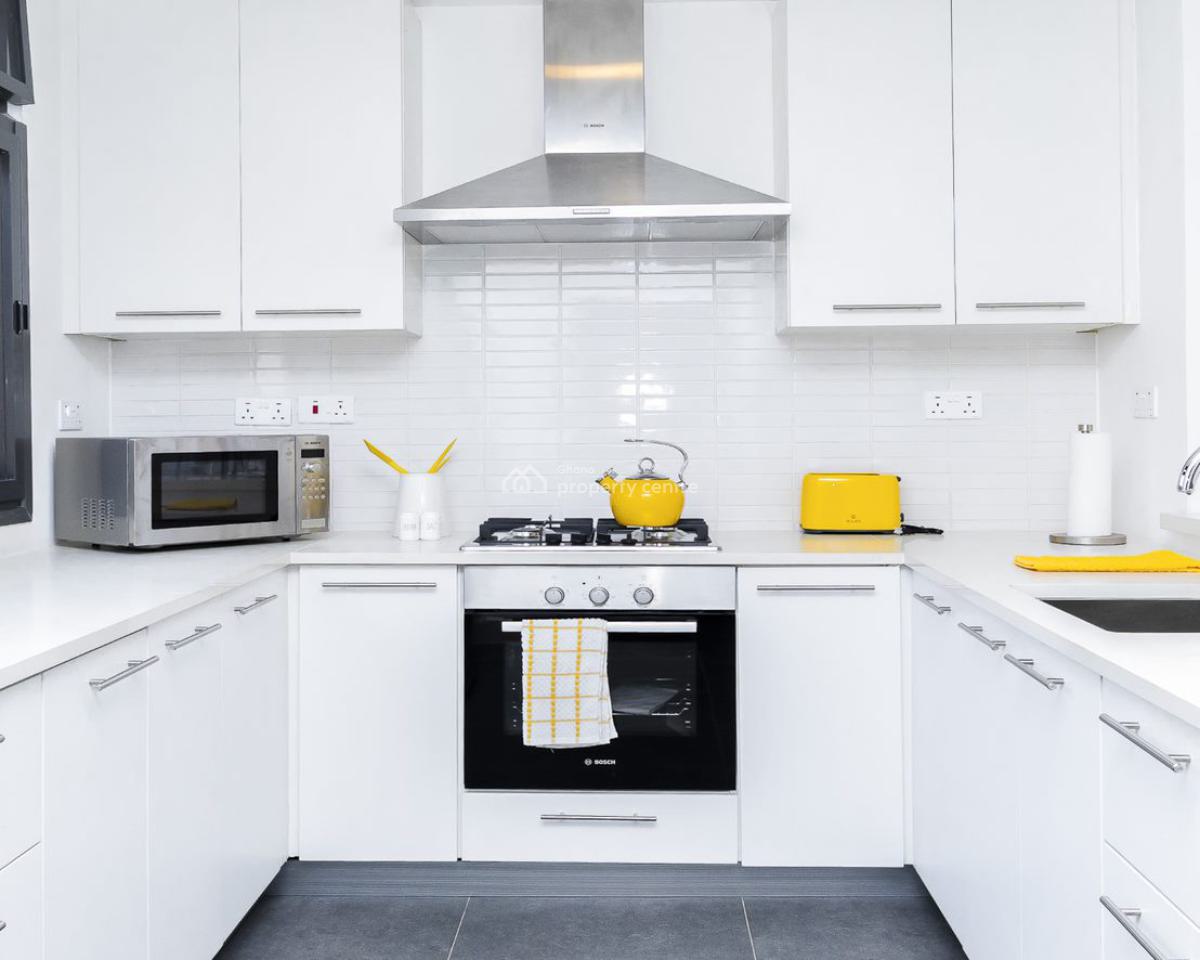 3-bedroom Townhouses, Oyarifa, La Nkwantanang Madina Municipal, Accra, Townhouse for Sale