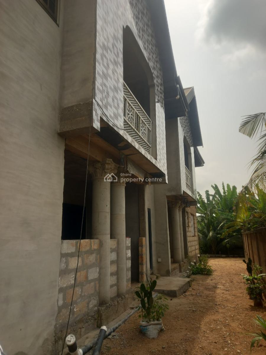 7 Bedrooms, Atwima Techiman, Near Kwadaso Hilltop, Kumasi Metropolitan, Ashanti, House for Sale