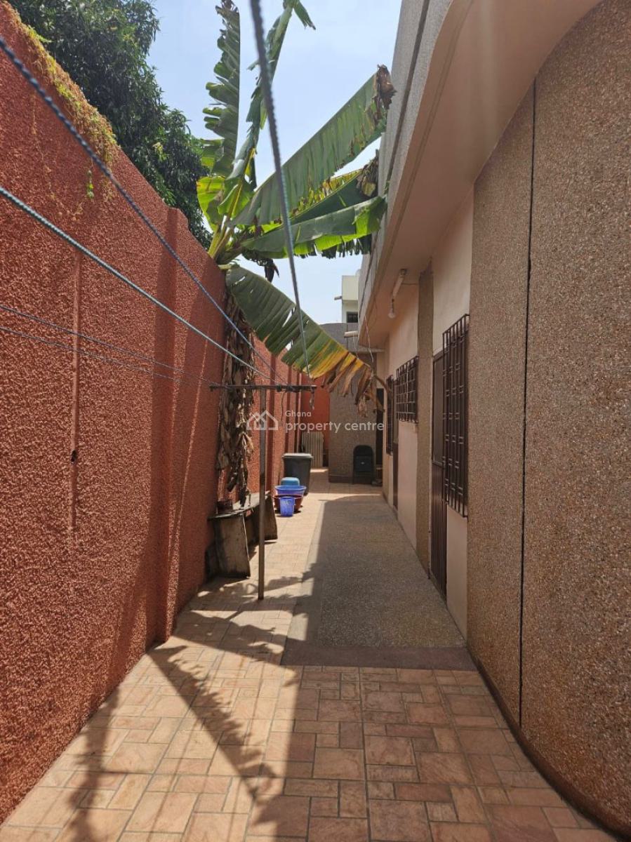 7 Bedroom House with 2 Bedroom Boys Quaters, Achimota, Achimota, Accra, House for Sale