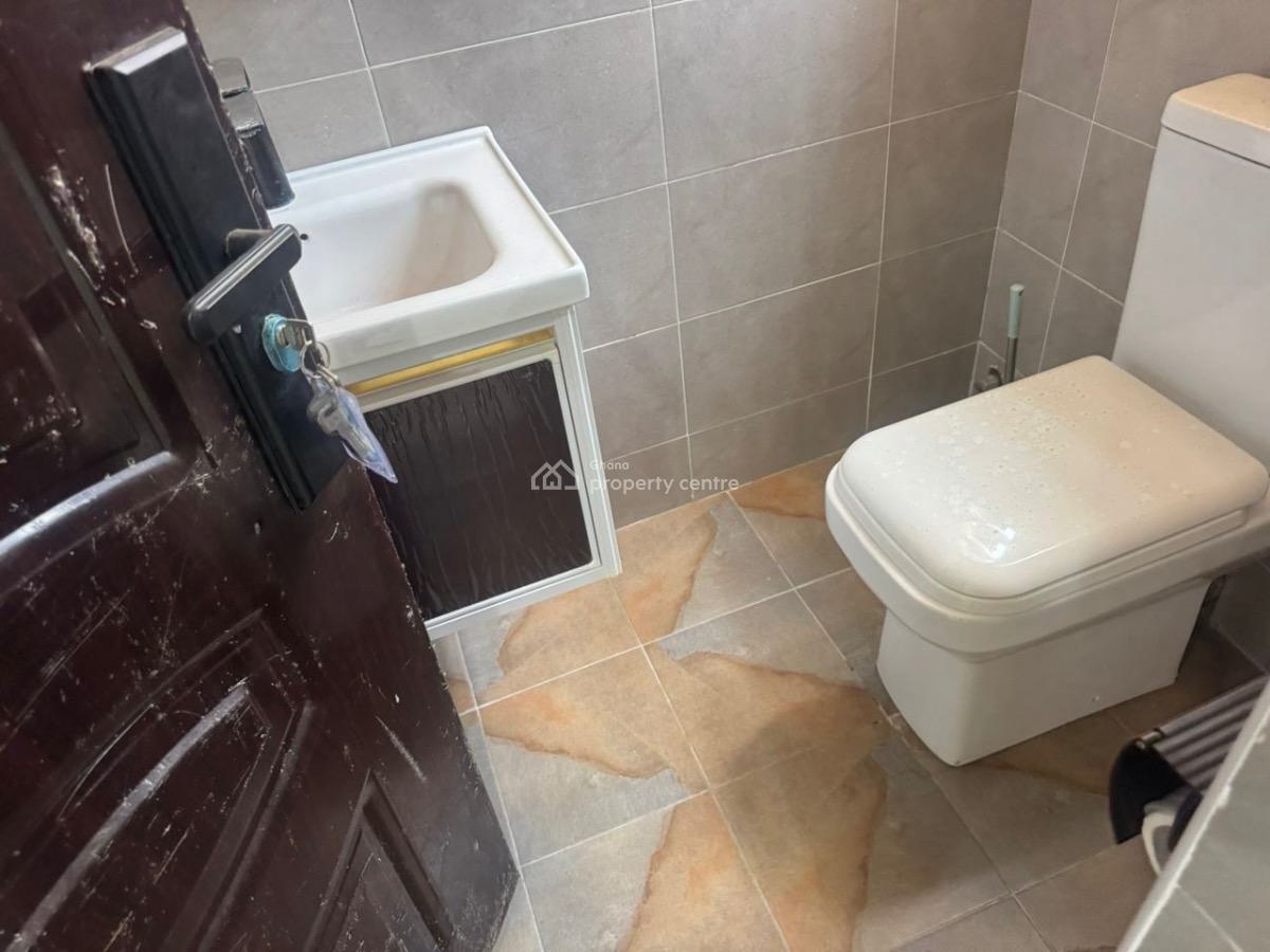 3 Bedrooms, T Junction, Achimota, Accra, Detached Duplex for Rent