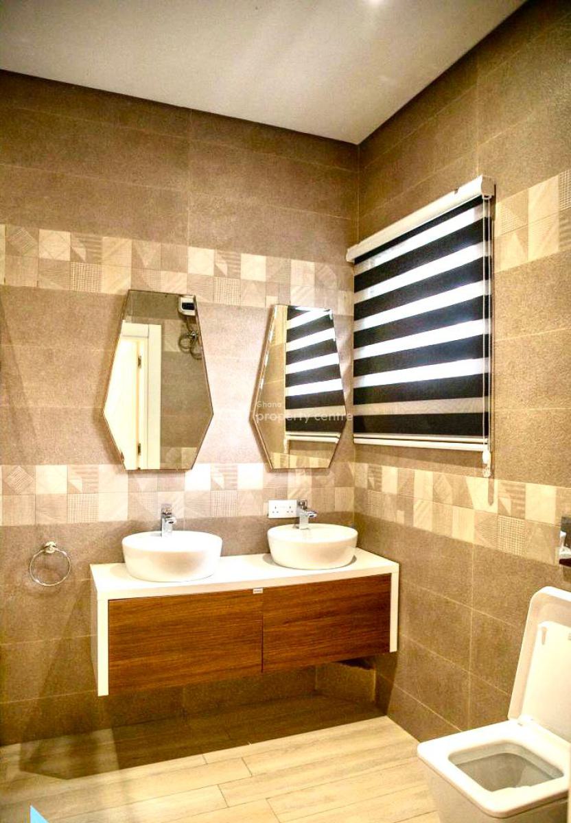 Executive 3-bedroom Detached House @ Tema Community 25, Community 25, Tema, Accra, House for Sale