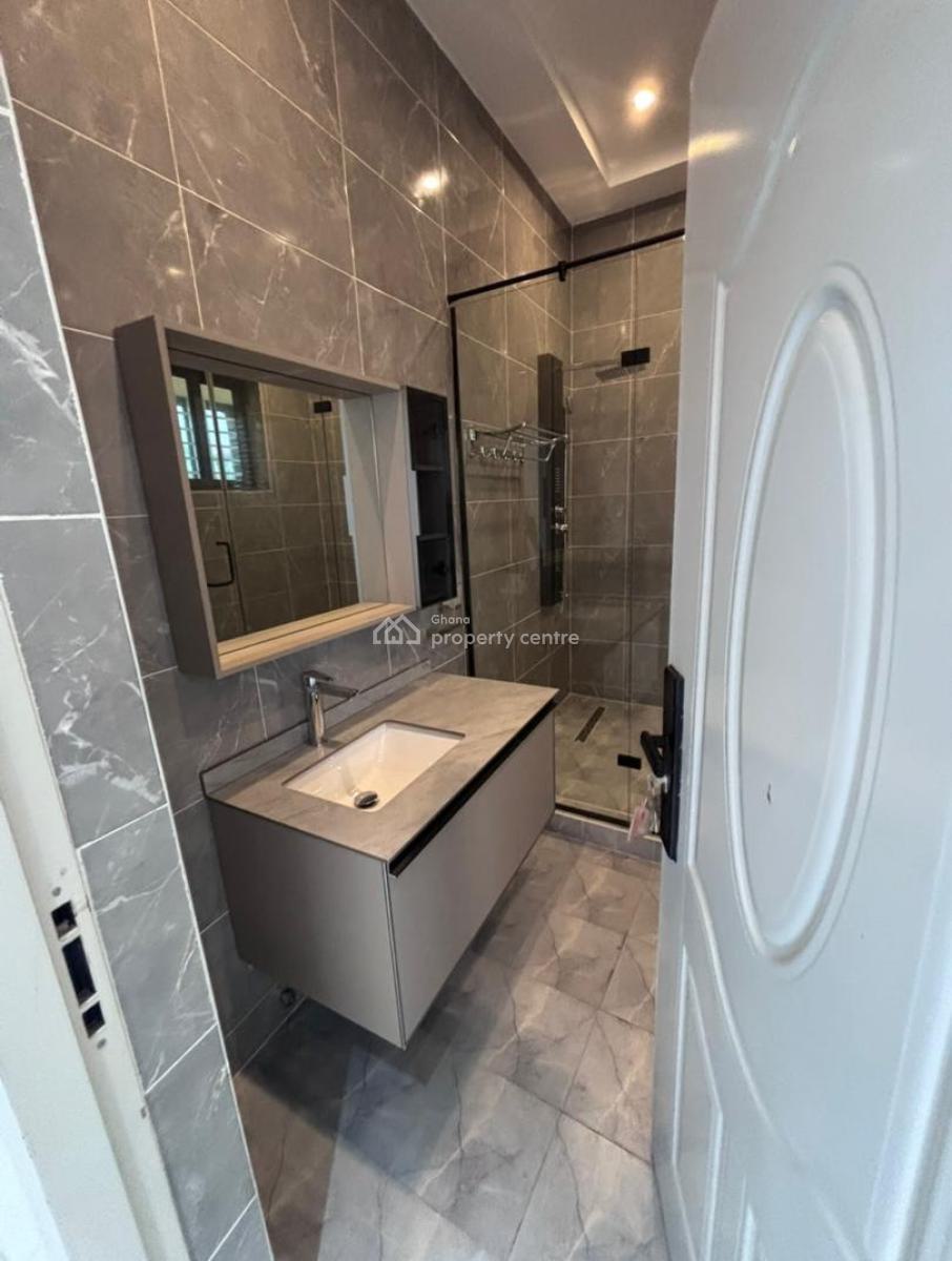 Executive 4 Bedroom, Agbogbloshie, Accra, House for Sale