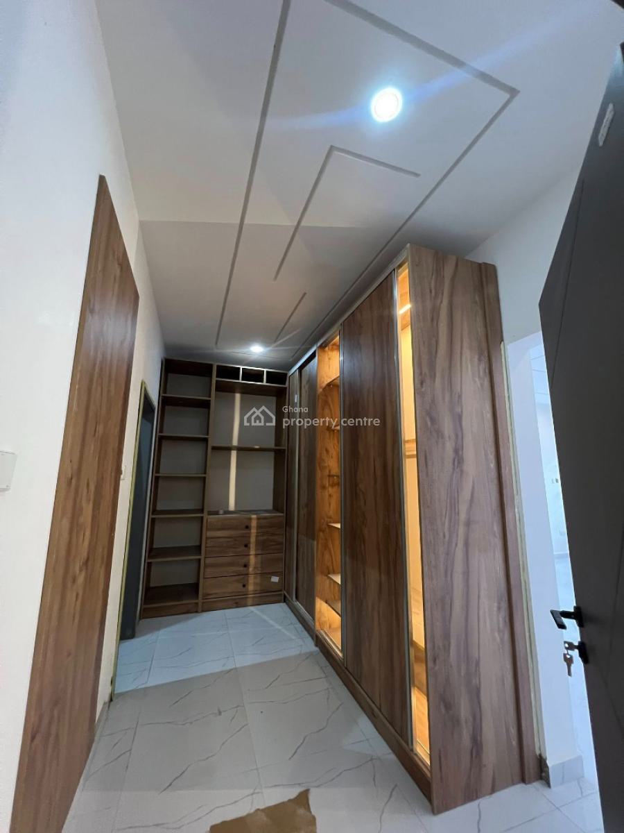 Executive 3 Bedrooms, Ashaley Botwe, Adenta Municipal, Accra, House for Sale