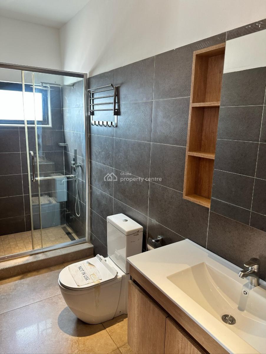 Executive 4 Bedroom, Oyarifa, La Nkwantanang Madina Municipal, Accra, House for Sale