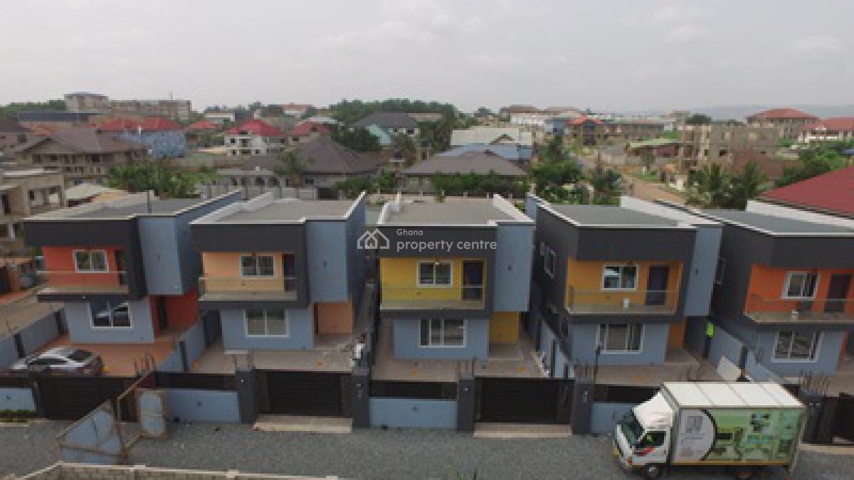 3 Bedroom Houses in a Gated Estate., Oyarifa to Aburi Highway, Oyarifa, La Nkwantanang Madina Municipal, Accra, Detached Duplex for Sale
