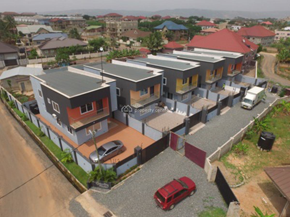3 Bedroom Houses in a Gated Estate., Oyarifa to Aburi Highway, Oyarifa, La Nkwantanang Madina Municipal, Accra, Detached Duplex for Sale