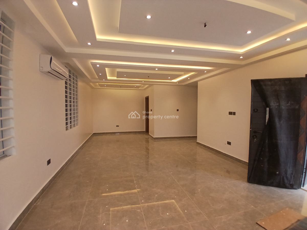 3 Bedroom Houses in a Gated Estate., Oyarifa to Aburi Highway, Oyarifa, La Nkwantanang Madina Municipal, Accra, Detached Duplex for Sale