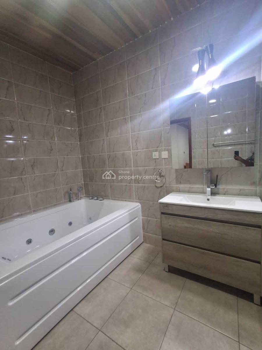 Executive 5 Bedrooms House with Bq, Agya Herbal, Pokuase (pokoasi), Ga West Municipal, Accra, House for Sale