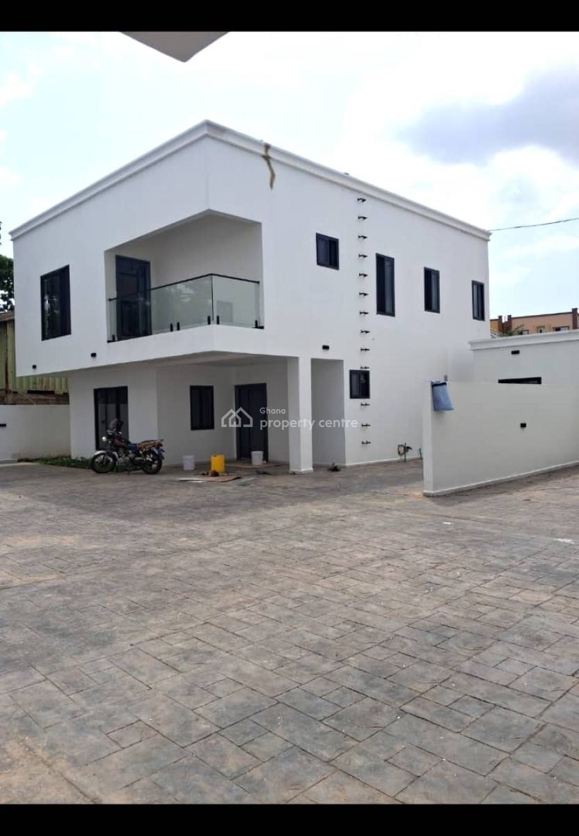 Executive 3 Bedrooms, West Trassacco, East Legon, Accra, Townhouse for Sale