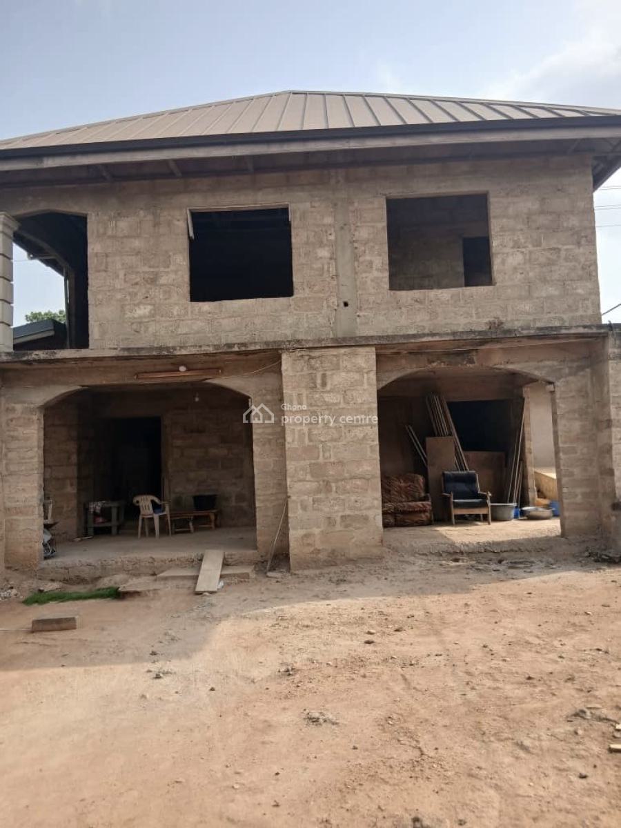 6 Bedrooms at Adenta Barrier, Barrier, Adenta Municipal, Accra, Detached Duplex for Sale