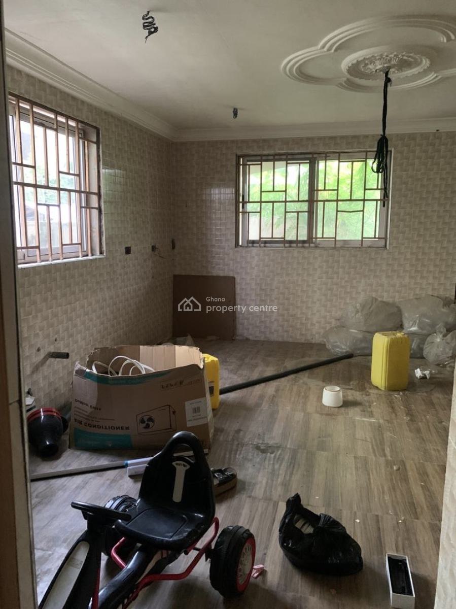 4 Bedrooms, Pampaso, Nsawam, Akuapim South Municipal, Eastern Region, Detached Duplex for Sale