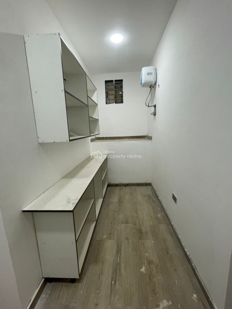 Executive 4 Bedroom, Ashaley Botwe, Adenta Municipal, Accra, House for Sale