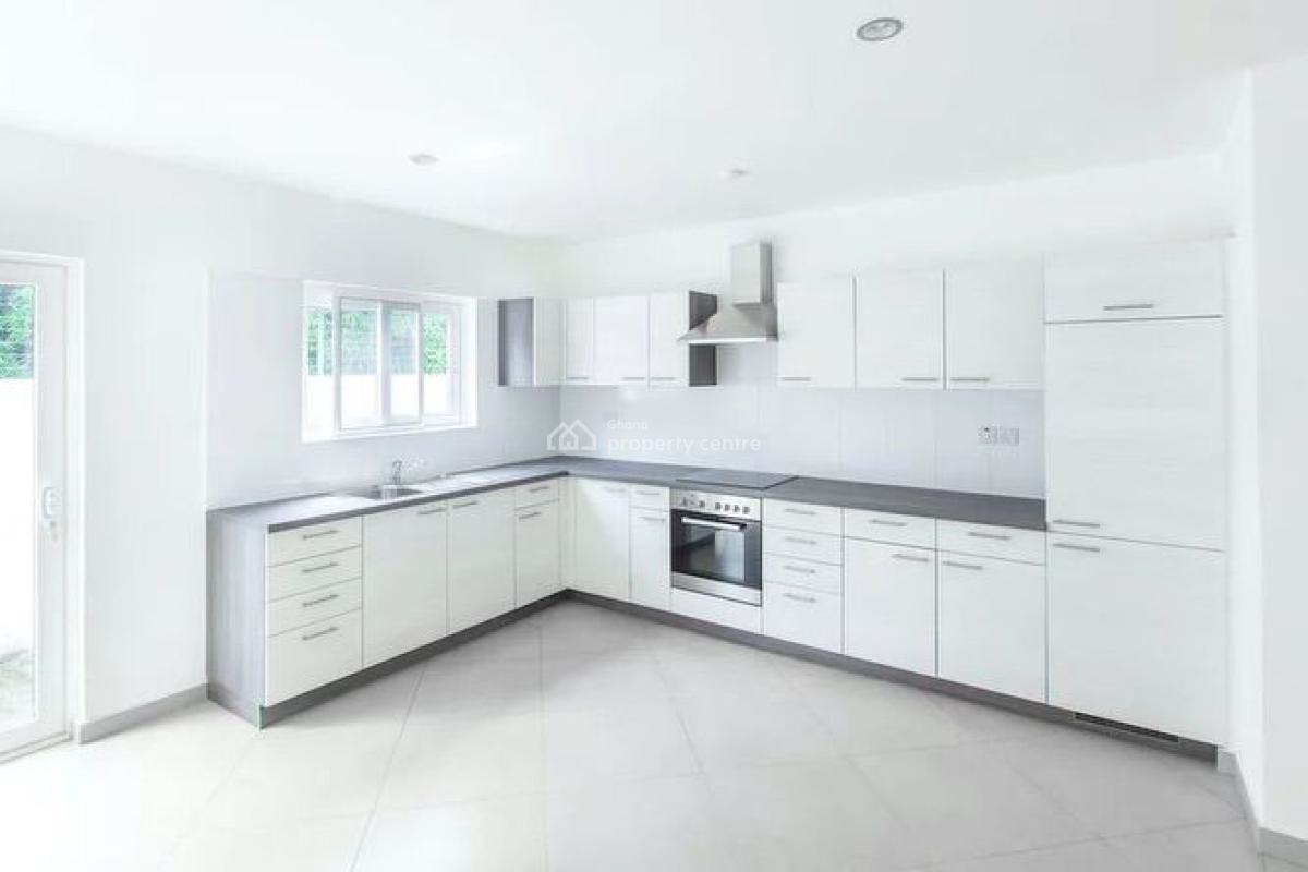Executive 5 Bedroom, East Legon, Accra, Townhouse for Sale