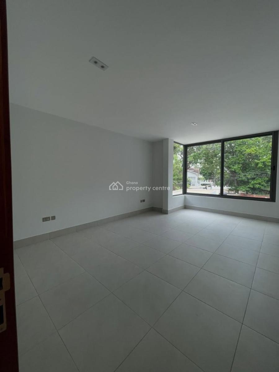 Executive 4 Bedrooms, Cantonments, Accra, House for Sale