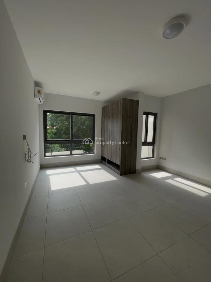 Executive 4 Bedrooms, Cantonments, Accra, House for Sale