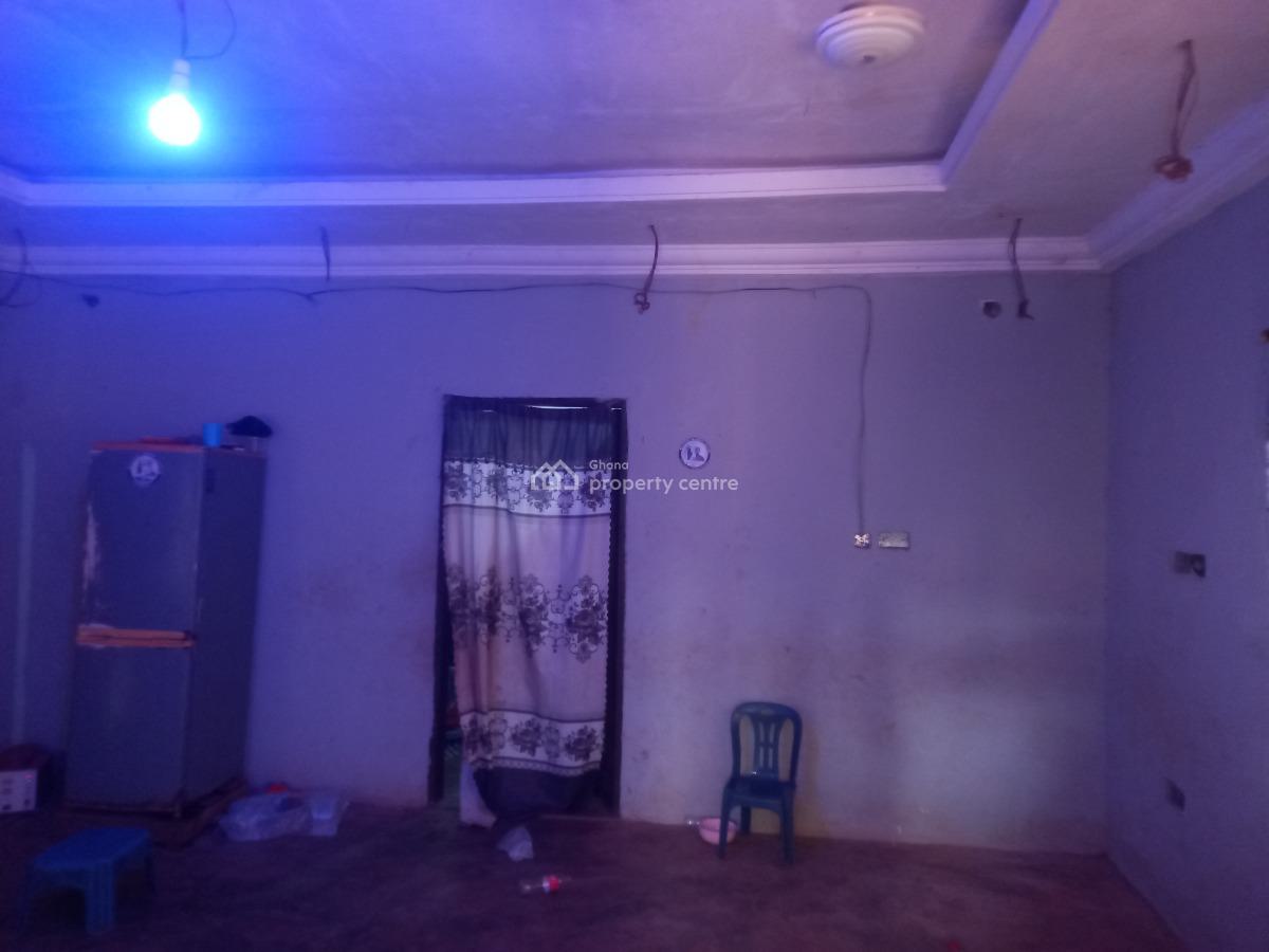 3 Bedrooms, Ampabame, Near Santasi Nkoransa., Kumasi Metropolitan, Ashanti, House for Sale