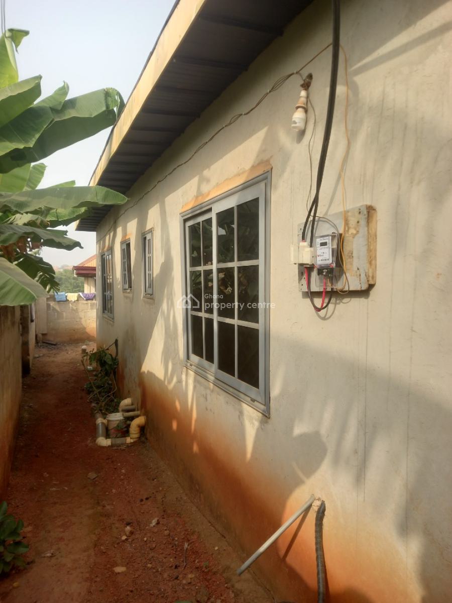 3 Bedrooms, Ampabame, Near Santasi Nkoransa., Kumasi Metropolitan, Ashanti, House for Sale