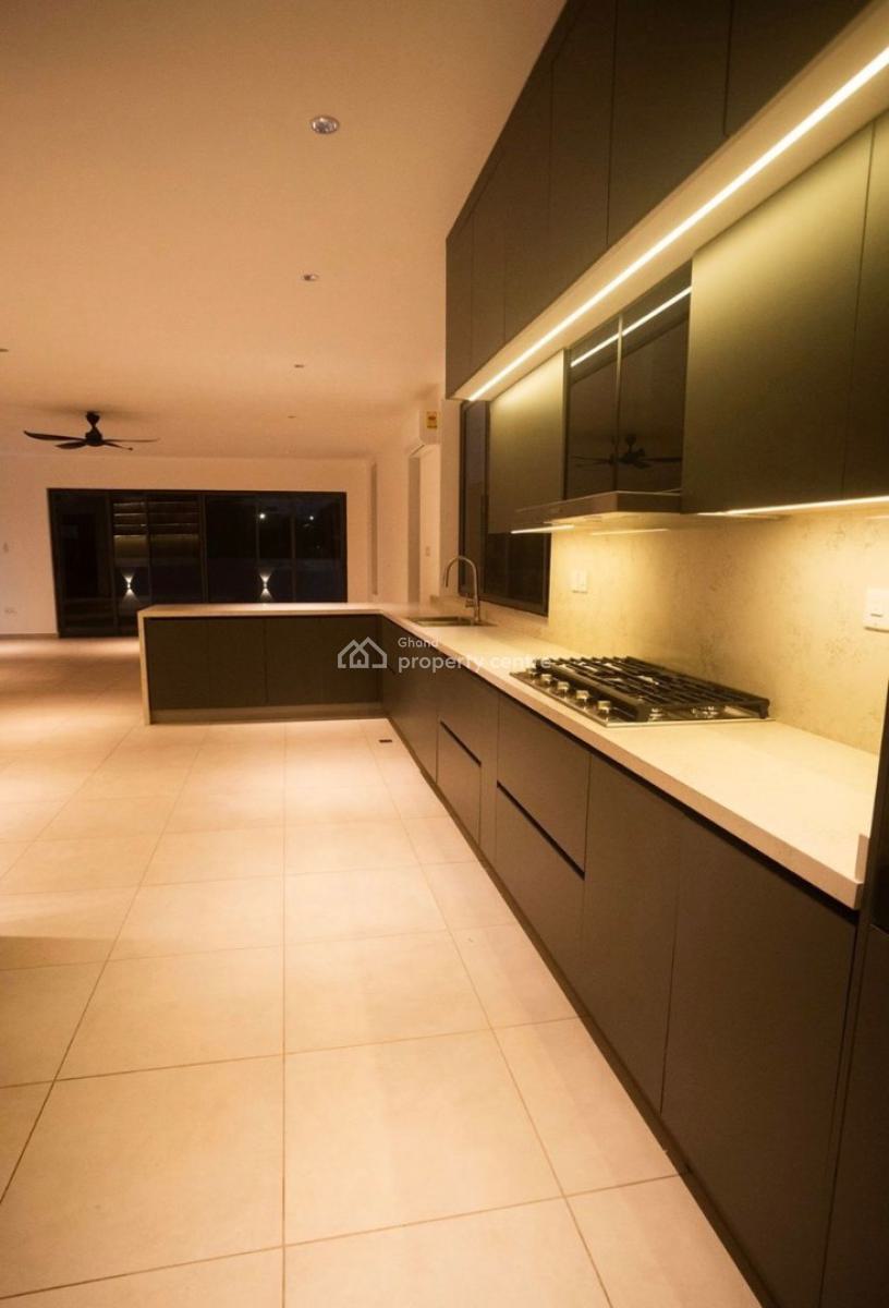 4 Bedrooms, School Junction, Ashaley Botwe, Adenta Municipal, Accra, Detached Duplex for Sale