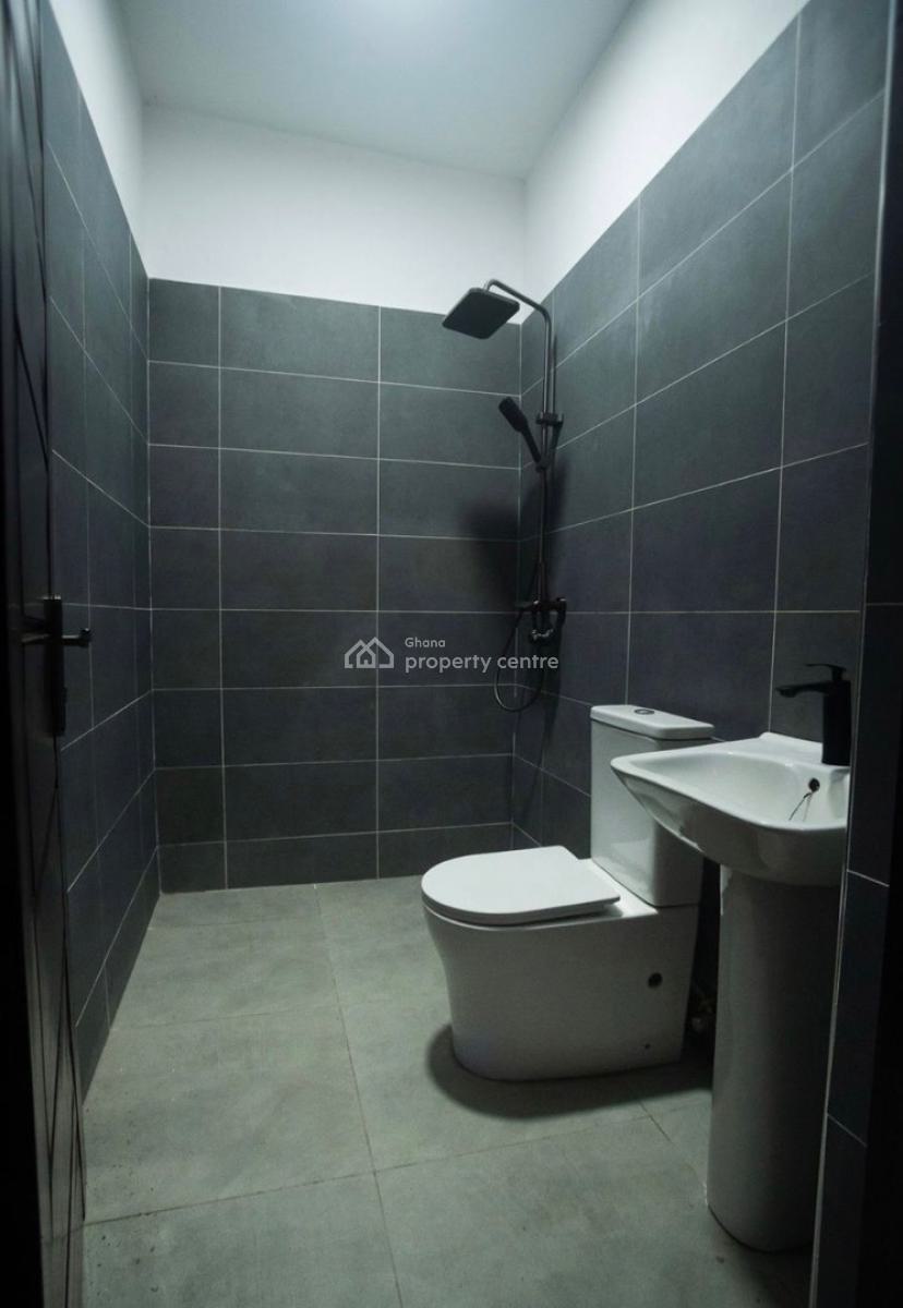 4 Bedrooms, School Junction, Ashaley Botwe, Adenta Municipal, Accra, Detached Duplex for Sale