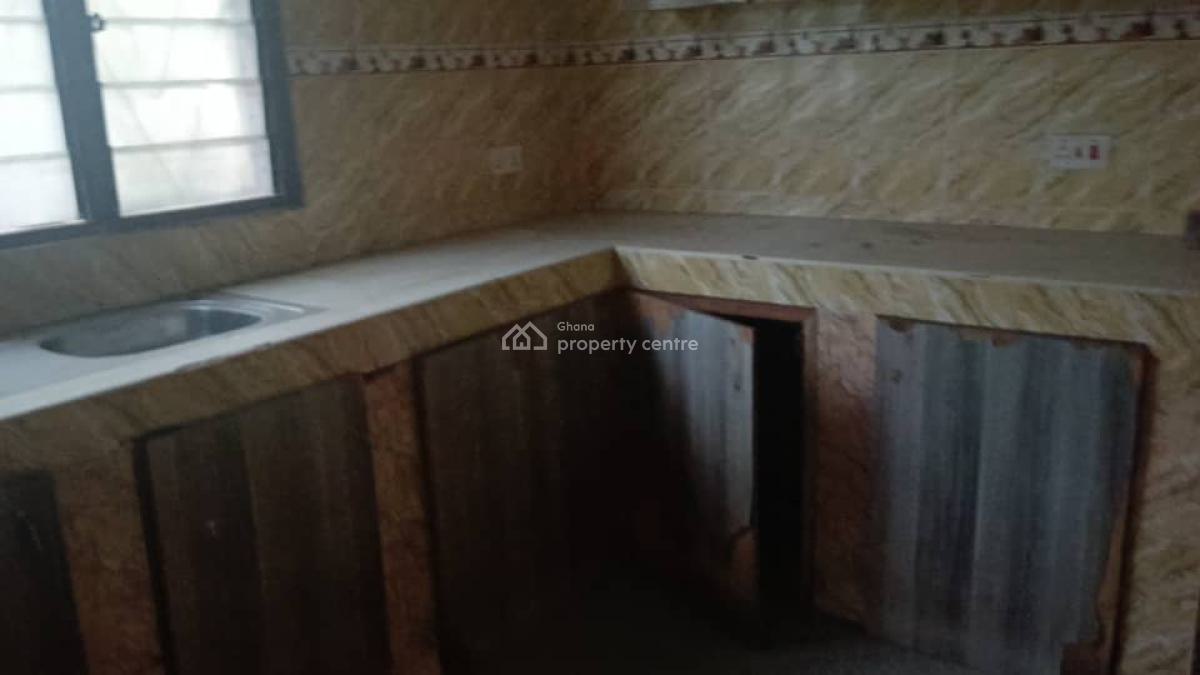 Auction of 10 Bedroom Storey House, Ablekuma Fanmilk, Accra Metropolitan, Accra, Detached Bungalow for Sale