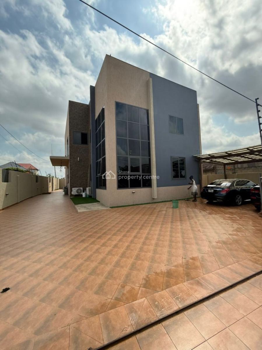 Executive  Fully Furnish 4 Bedroom House with a Swimming Pool, Dome  Pillar 2, Dome, Ga East Municipal, Accra, House for Sale