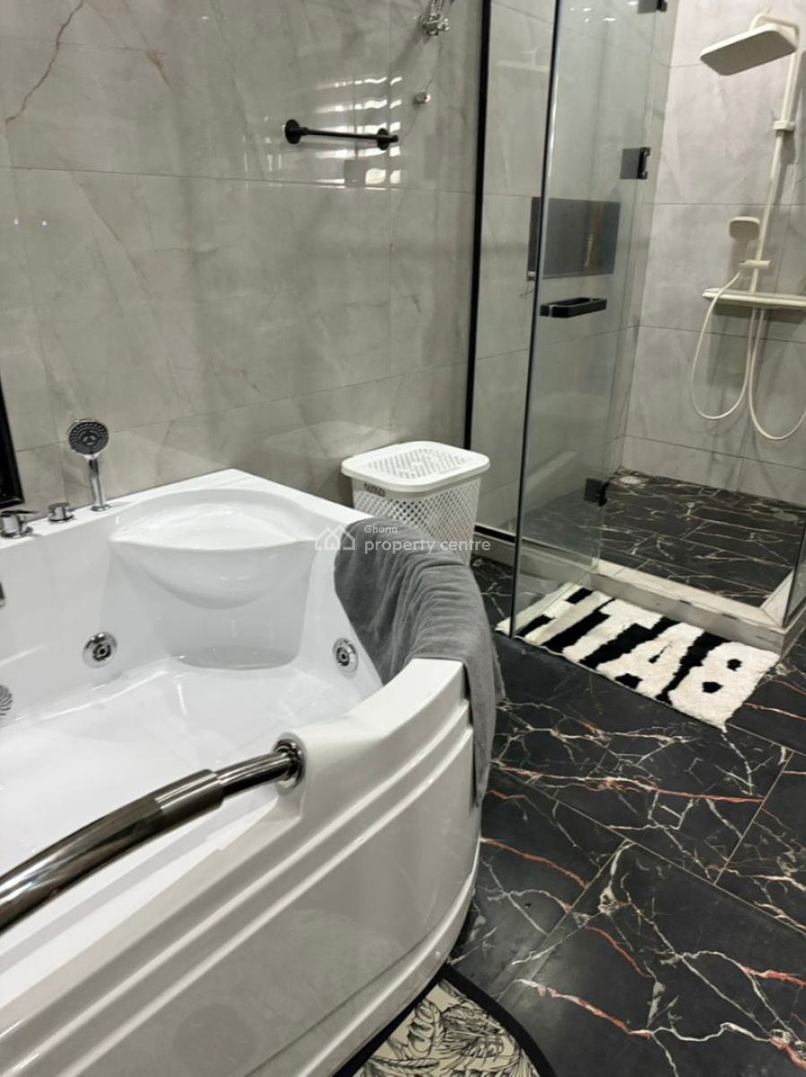 Executive  Fully Furnish 4 Bedroom House with a Swimming Pool, Dome  Pillar 2, Dome, Ga East Municipal, Accra, House for Sale