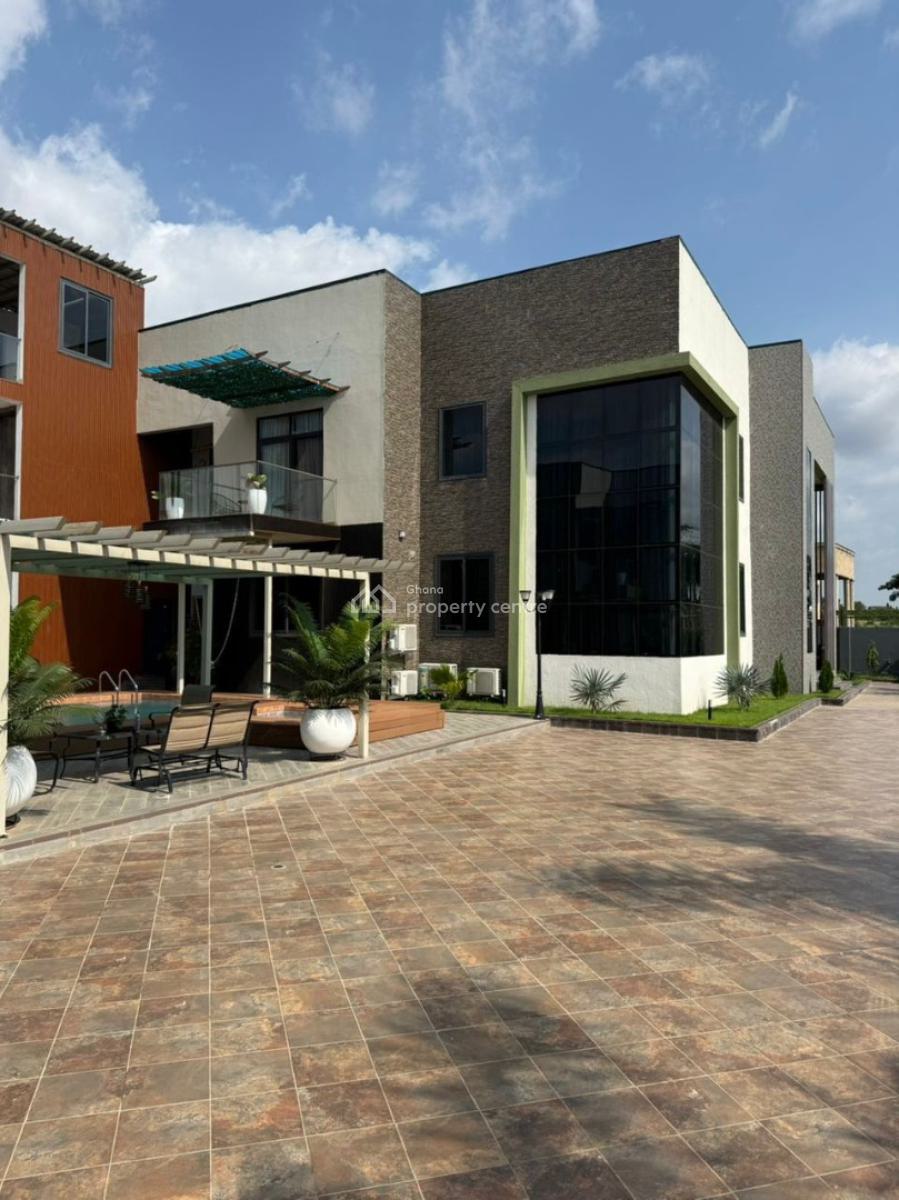 Executive 7 Bedroom House with a Swimming Pool and 1 Bedroom Staff Quarters, Dome Pillar 2, Dome, Ga East Municipal, Accra, House for Sale