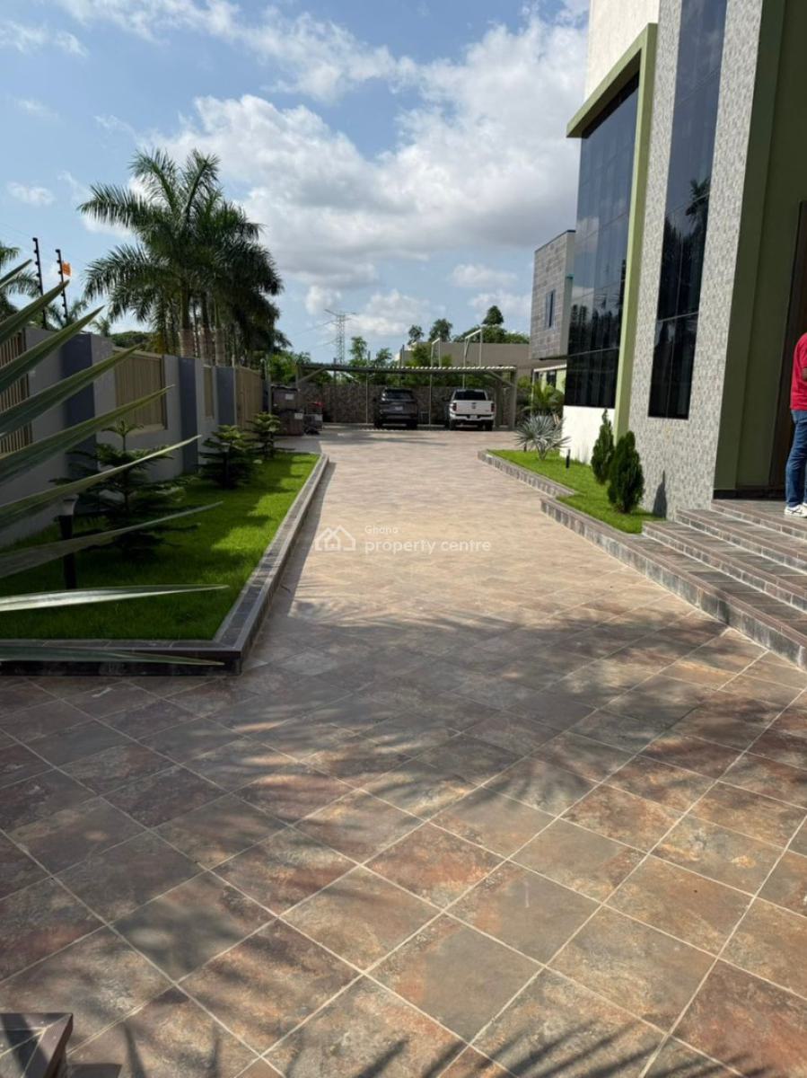 Executive 7 Bedroom House with a Swimming Pool and 1 Bedroom Staff Quarters, Dome Pillar 2, Dome, Ga East Municipal, Accra, House for Sale