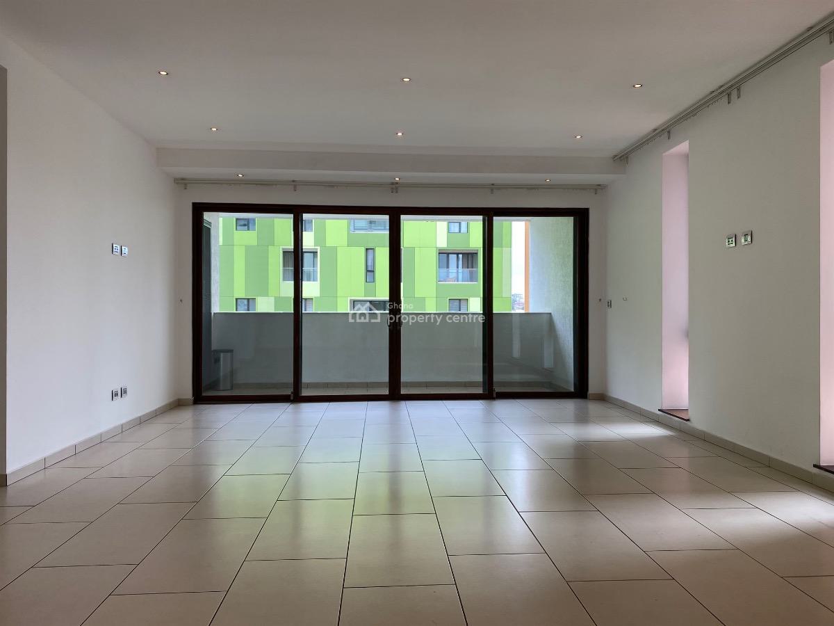 3 Bedroom Apartment in a Gated Community with Swimming Pool and Gym, Airport Residential Area, Accra, Apartment for Rent