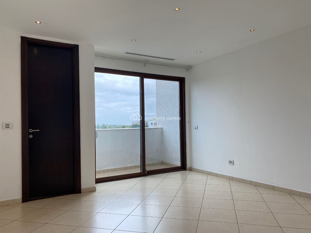 3 Bedroom Apartment in a Gated Community with Swimming Pool and Gym, Airport Residential Area, Accra, Apartment for Rent